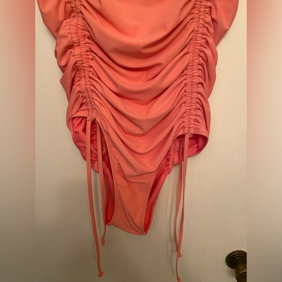 Cyn & Luca Elizabeth One Piece Swimsuit - Size Medium - Apricot/Pink - Picture 4 of 13